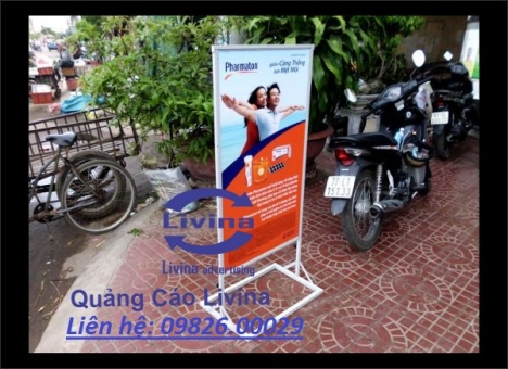 Standee chân sắt- Các loại standee giá rẻ tại Quận Thanh Xuân
