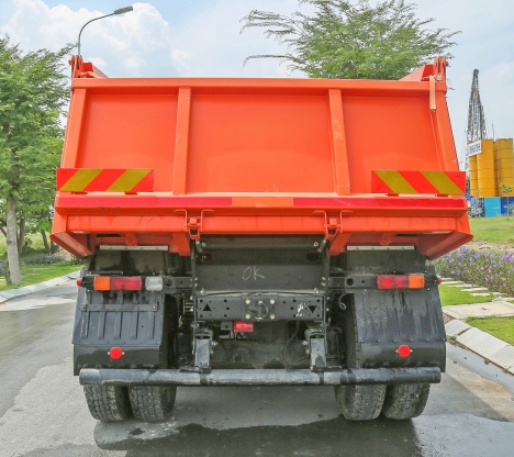 Xe Ben Kamaz 65115(6X4), Thùng Vát 10,3 M3