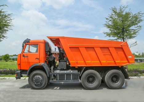 Xe Ben Kamaz 65115(6X4), Thùng Vát 10,3 M3