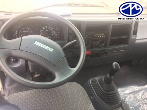 Xe tải ISUZU 8t2 thùng dài 7m.