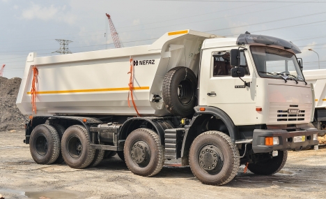Xe Ben Kamaz 6540(8X4), Thùng Oval 14M3