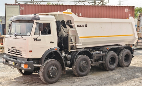 Xe Ben Kamaz 6540(8X4), Thùng Oval 14M3