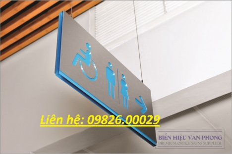 Biển hiệu nhà vệ sinh bằng Mica, Inox sang trọng