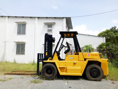 Bán xe nâng các loại KOMASTU, TOYOTA, DAEWOO