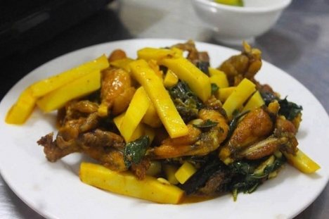 Phở cuốn 31 Ngũ Xã địa điểm ăn ngon Hà Nội