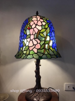Đèn Bàn Tiffany Họa Tiết Hoa Đậu Tía