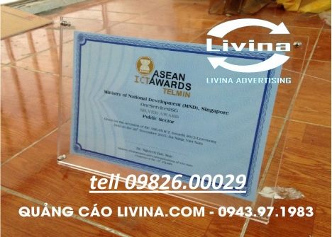 Khung mica- Khung poster chân kính- Giá rẻ tại Hà nội