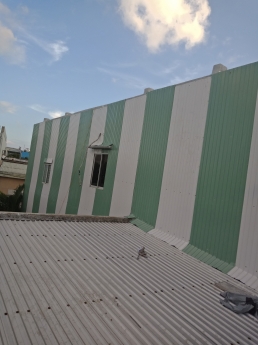 Tôn chống  thấm  tường  ngoài