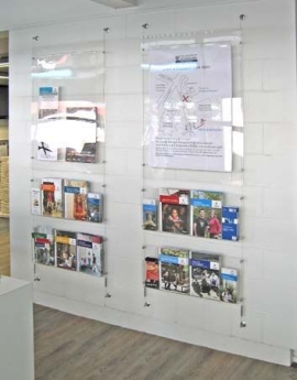 Một số mẫu  kệ tài liệu để tại các siêu thị, cửa hàng tiện lợi sang trọng