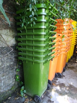 Kinh doanh pallet gỗ thông ,thùng rác công nghiệp tại đà nẵng