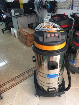 máy hút bụi và nước