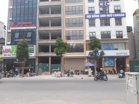 CHO THUÊ VĂN PHÒNG TẠI SỐ 10 TRẦN ĐĂNG NINH KÉO DÀI DT - 110M2, GIÁ 23 TRIỆU/ THÁNG