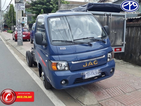 Xe tải JAC 1t25 động cơ dầu, khuyến mãi 100% trước bạ.