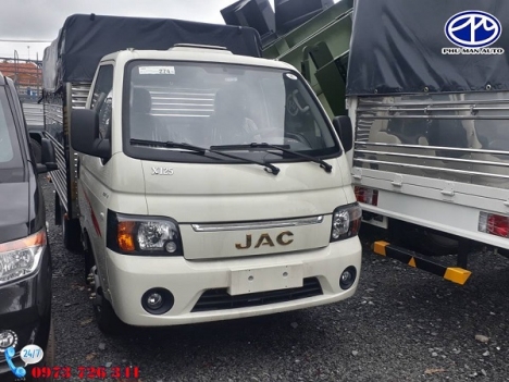 Xe tải JAC X125 tải trọng 1t25 thùng dài 3m2.