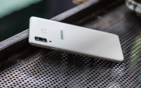 SAMSUNG GALAXY A8 STAR - PHIÊN BẢN MỚI NHẤT 2018