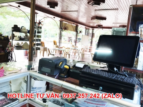 Máy tính tiền cảm ứng cho shop quà lưu niệm