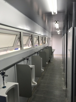 Container toilet mới