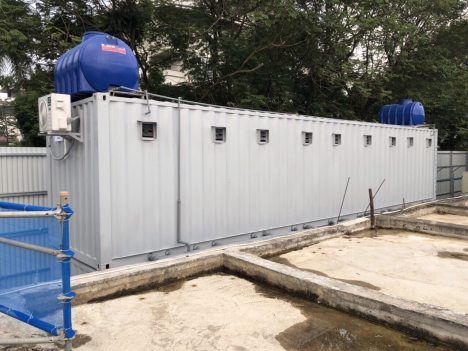 Container toilet mới
