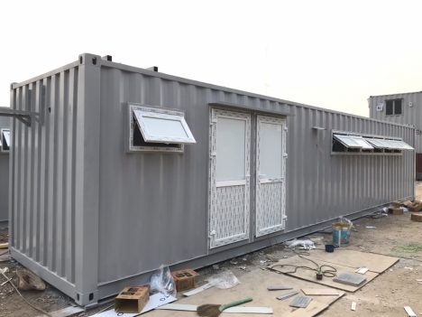 Container toilet mới
