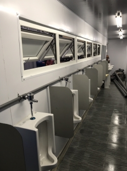 Container toilet mới