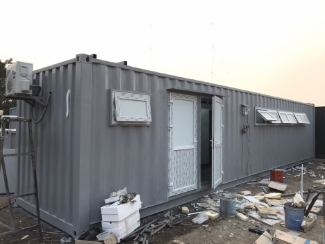 Container toilet mới
