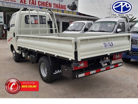 Xe tải JAC 1t25 động cơ dầu giá ưu đãi.