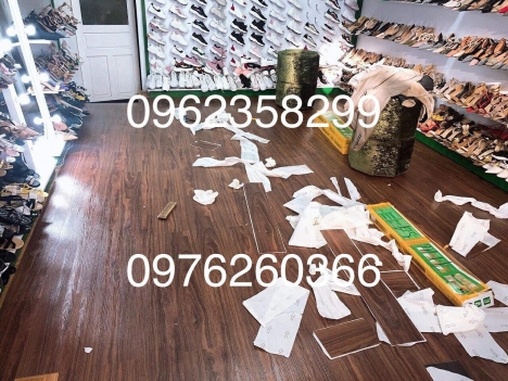 Sàn nhựa giá rẻ
