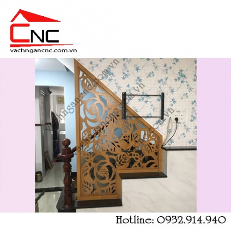 Quận 7 với những công trình vách ngăn gỗ trang trí cầu thang