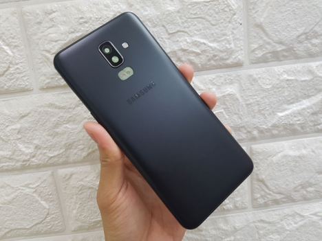 Samsung Galaxy J8 khuyến mãi sốc - Giá rẻ bất ngờ tại Tablet Plaza Dĩ An