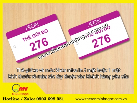 thẻ tên đeo áo giá sỉ, bảng mica dán phòng