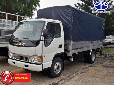 Xe tải JAC 2t4 Động cơ ISUZU thùng dài 4m4.