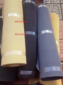 Thảm trải sàn ô tô