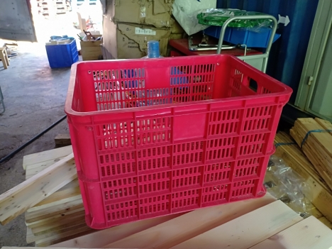 Xe nâng mặt bàn ,thùng phi nhựa,thùng rác đà nẵng