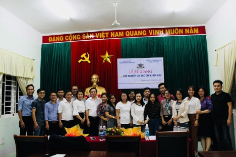 Tuyển sinh lớp nghiệp vụ báo chí