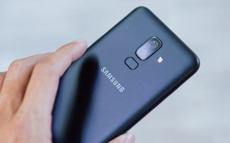 Giá giảm bất ngờ - Samsung Galaxy J8 chỉ còn 3.990k tại Tablet Plaza