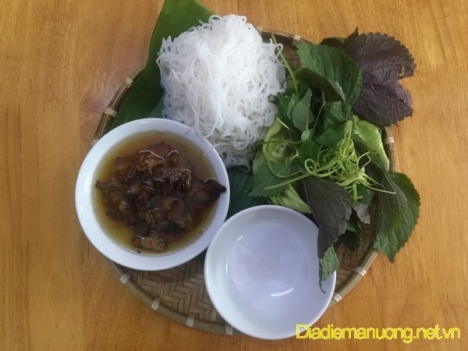 Quán Bún Chả Hà Nội Ngon Quận Bình Thạnh 79