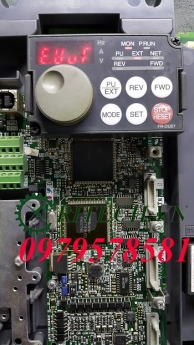 Chuyên sửa chữa uy tín giá rẻ biến tần Mitsubishi A700 lỗi E.7 và E.UvT