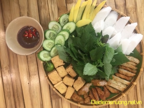 Quán Bún Đậu Ngon Quận 7