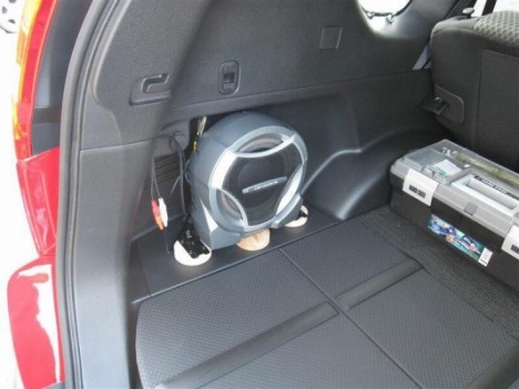 Sub bãi cao cấp thanh lý tại Phương Đông Auto