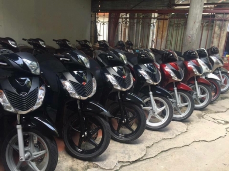 Chuyên bán các loại xe máy như: HONDA SH - XIPO - SATRIA Lh: 0896.234.486 (A.Khoa)