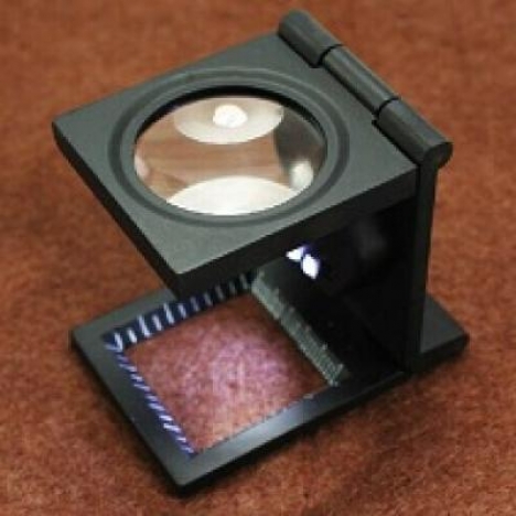 KÍNH LÚP 9005B SOI LINH KIỆN CÓ 2 LED SIÊU SÁNG