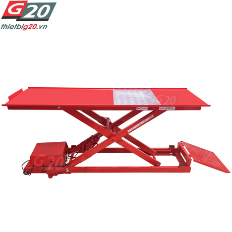 Chia sẻ lựa chọn bàn nâng xe máy chất lượng