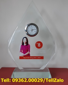 Bán các loại kỉ niệm chương, quà tặng mica giá rẻ tại Thanh Xuân