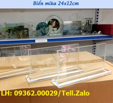 3 loại biển chức danh, kệ chức danh được sử dụng nhiều năm 2018