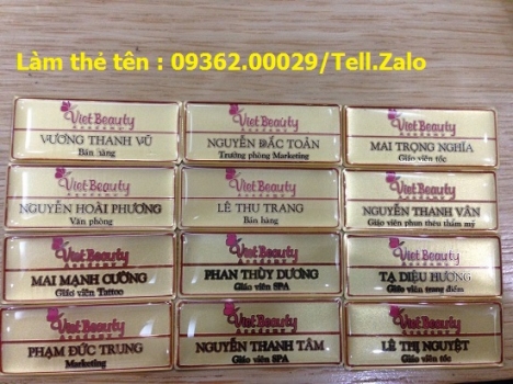 Sản xuất các mẫu thẻ tên nhân viên theo yêu cầu lấy nhanh giá rẻ