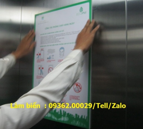 Biển hướng dẫn sử dụng thang máy bằng mica, inox