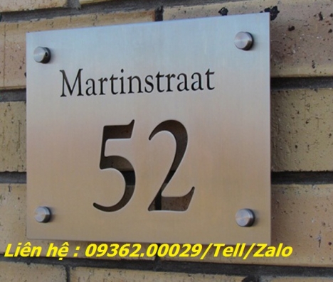 Biển số nhà làm bằng chất liệu gì ? Tìm đơn vị gia công biển số nhà theo yêu cầu