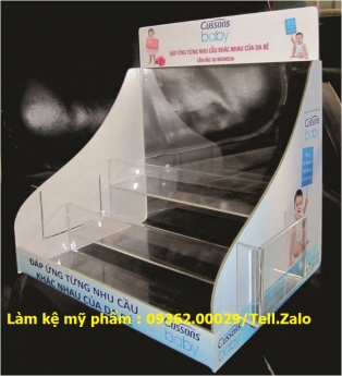 Làm kệ mỹ phẩm mica lấy luôn trong ngày giá rẻ