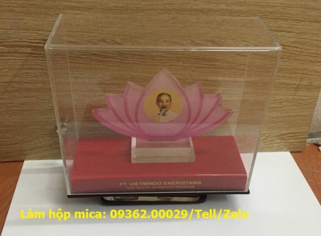 Gia công hộp chụp mica, hộp mica trưng bày sản phẩm bằng máy móc hiện đại lấy nhanh trong ngày