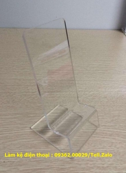 Các sản phẩm kệ trưng bày điện thoại bằng mica nhiều mẫu mã đa dạng